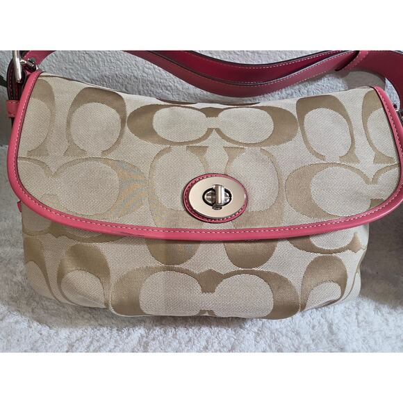 Coach 2010 Signature C Canvas Turnlock Flap Crossbody with Matching Wallet - Picture 2 of 14